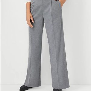 Ann Taylor pull on wide leg pant